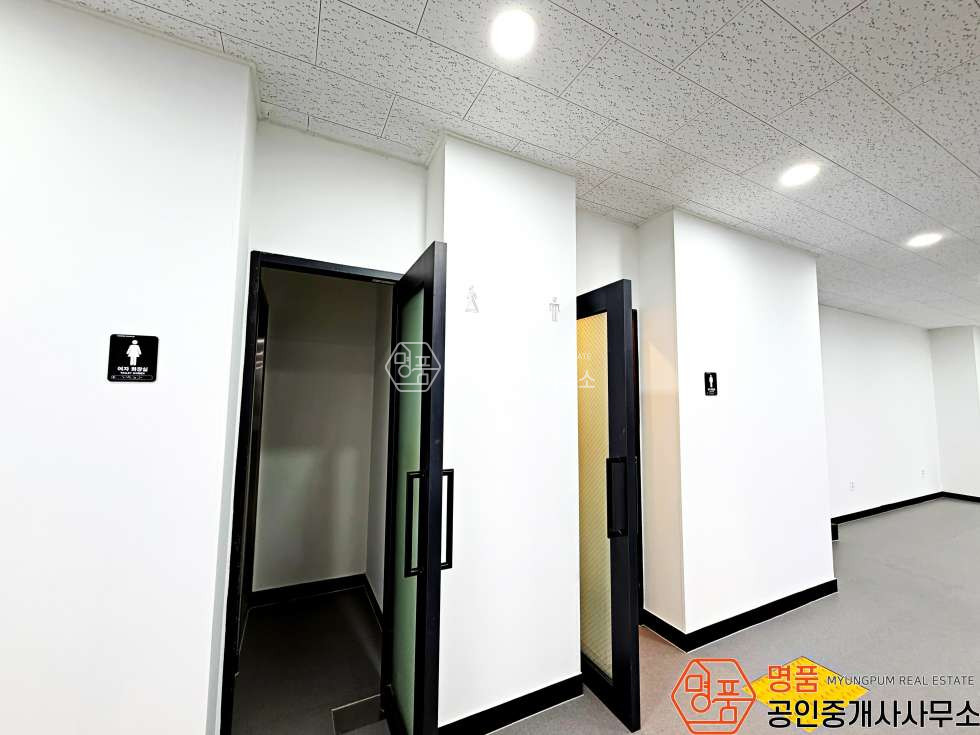 서울 서초구 서초동 124P 병의원 I 강남초역세 I 강남대로 I 접근성 I 노출최상 월세 매물번호 10738 사진 7