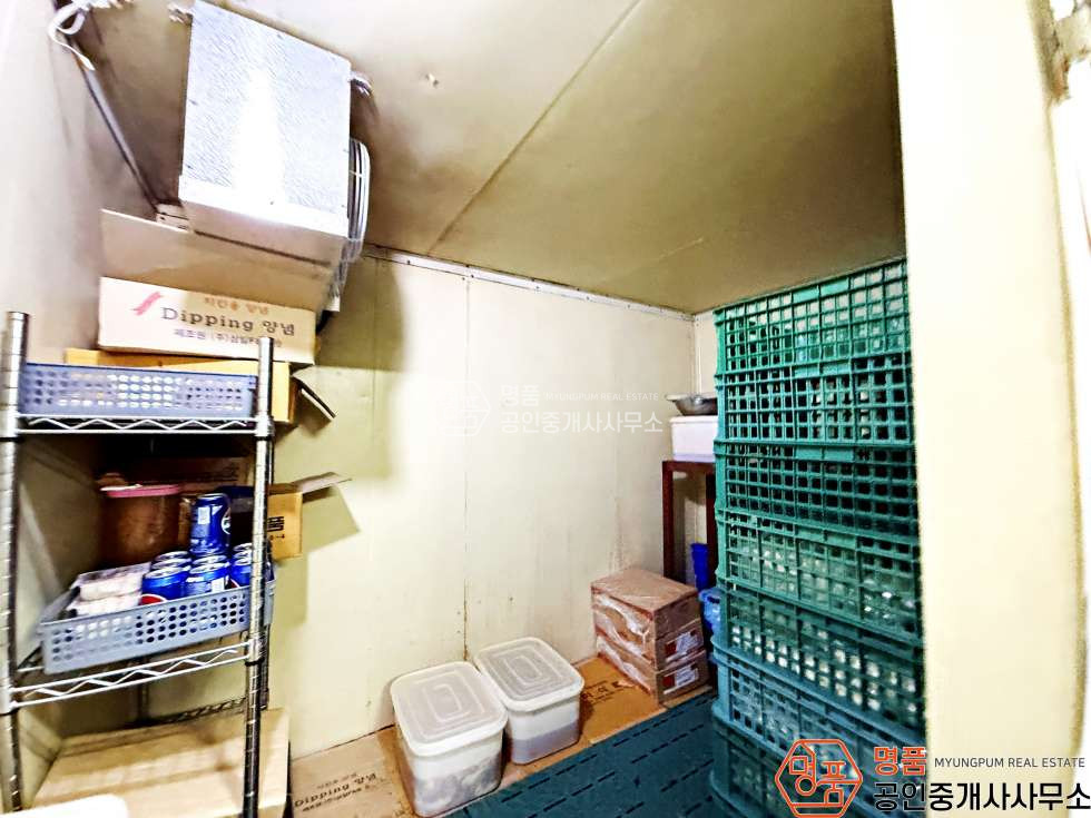 서울 강남구 논현동 10P 상가 I 영동시장 I 작은창고有 I 가성비 I 1층상가 월세 매물번호 10084 사진 9
