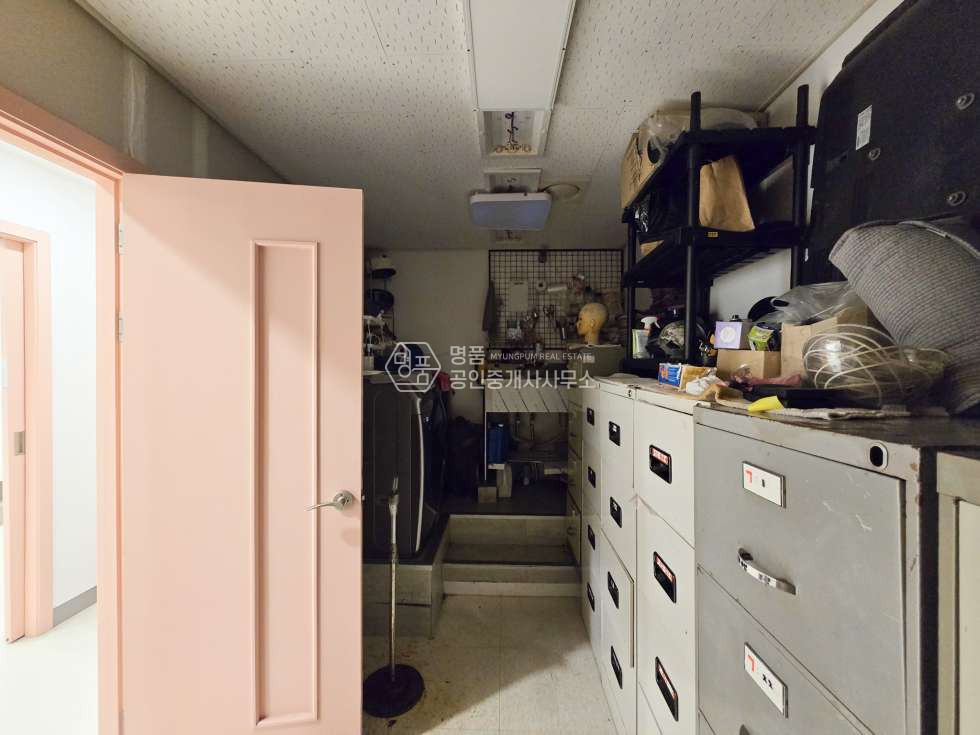 서울 서초구 반포동 신논현역 도보 3분 대로변 가성비 매물 월세 매물번호 10145 사진 12