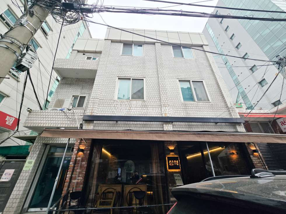 서울 서초구 반포동 논현역 도보 1분 초가성비 매물 월세 매물번호 10269 사진 1