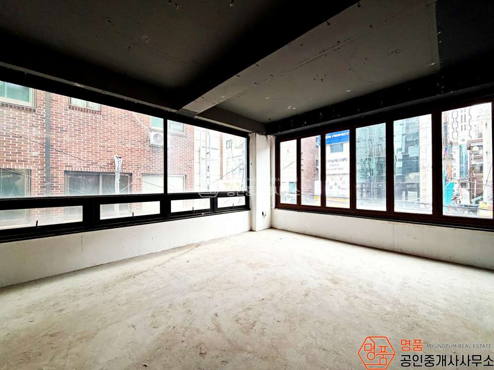 서울 강남구 논현동 30P 상가 I 논현메인 I 신논현역세 I 단독사용 I 무권리 월세 매물번호 10296 사진 7
