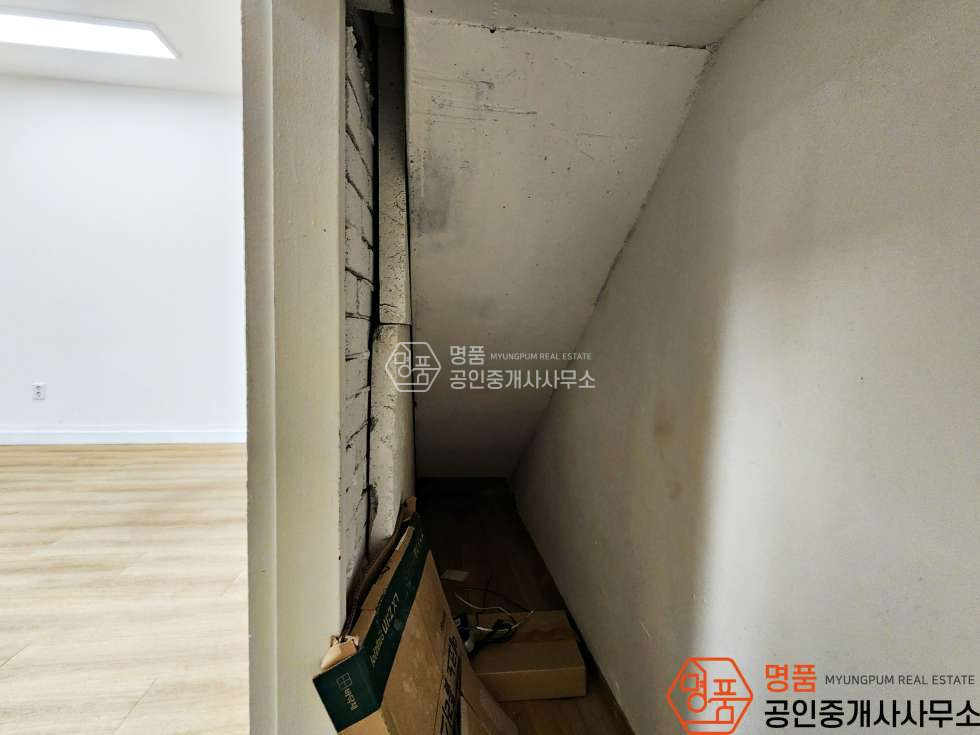 서울 강남구 역삼동 언주역 인근 I 소형 평수 I 1인 사무실 I 진행임박 월세 매물번호 10472 사진 4