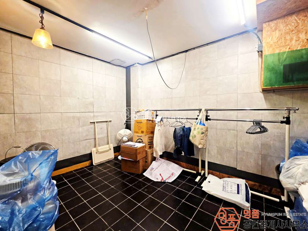 서울 서초구 반포동 18P 지하상가 I 논현역 I 초역세 I 가성비최상 월세 매물번호 10504 사진 3