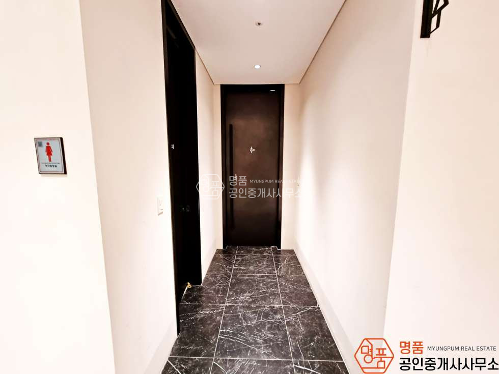 서울 강남구 역삼동 65P 병의원 I 강남역1번출구 I S급내외관 I 대형빌딩 월세 매물번호 10003 사진 4