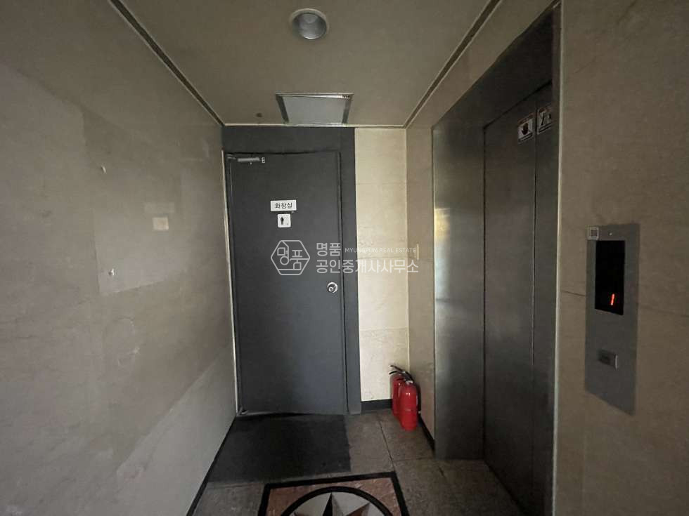 서울 강남구 청담동 강남구청역인근 대로변 접근성좋은 사무실 월세 매물번호 10770 사진 11