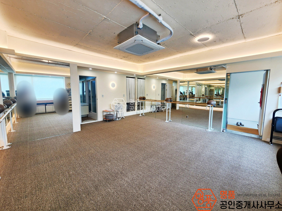 서울 서초구 반포동 논현역 인근 I 강남대로 I 깔끔 인테리어 I 필라테스 추천 월세 매물번호 10895 사진 1