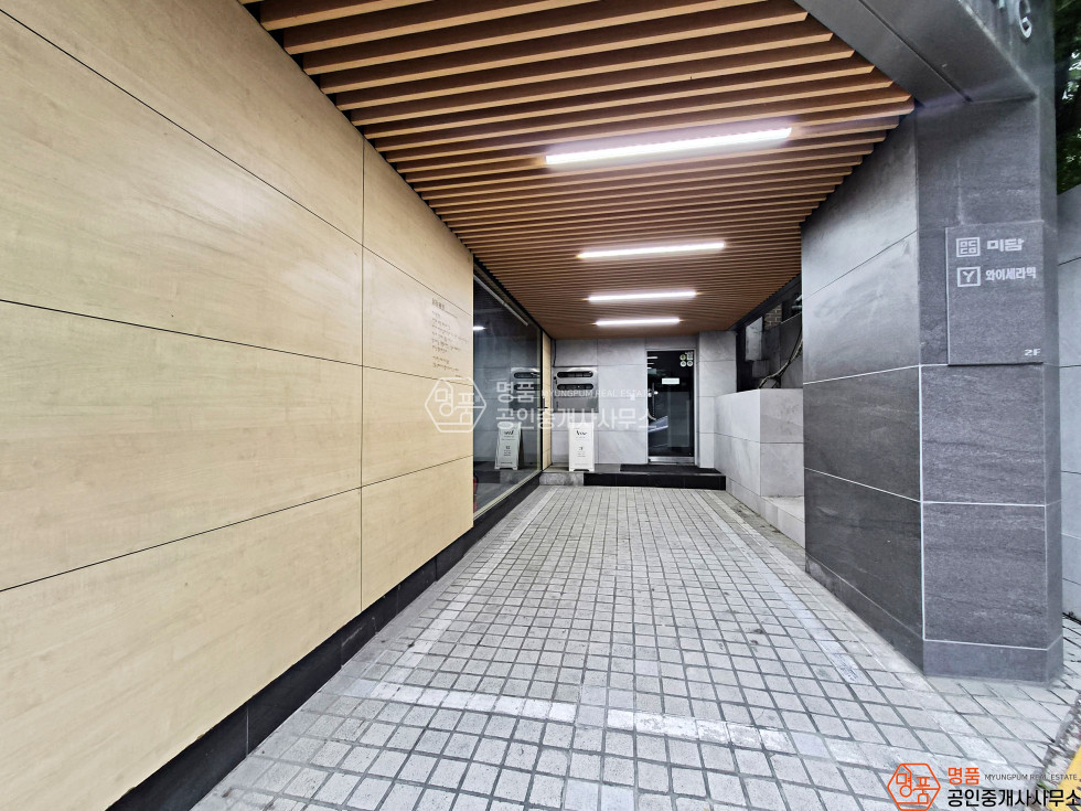 서울 강남구 논현동 22P I 통창 I 코너자리 I 채광굿 I 가성비 월세 매물번호 10992 사진 4