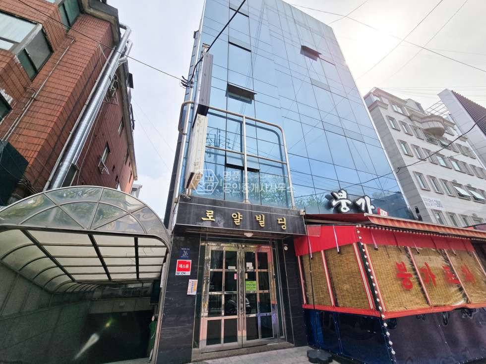서울 강남구 논현동 논현역 5분이내 넓고 채광 좋은 사무실 월세 매물번호 10141 사진 1