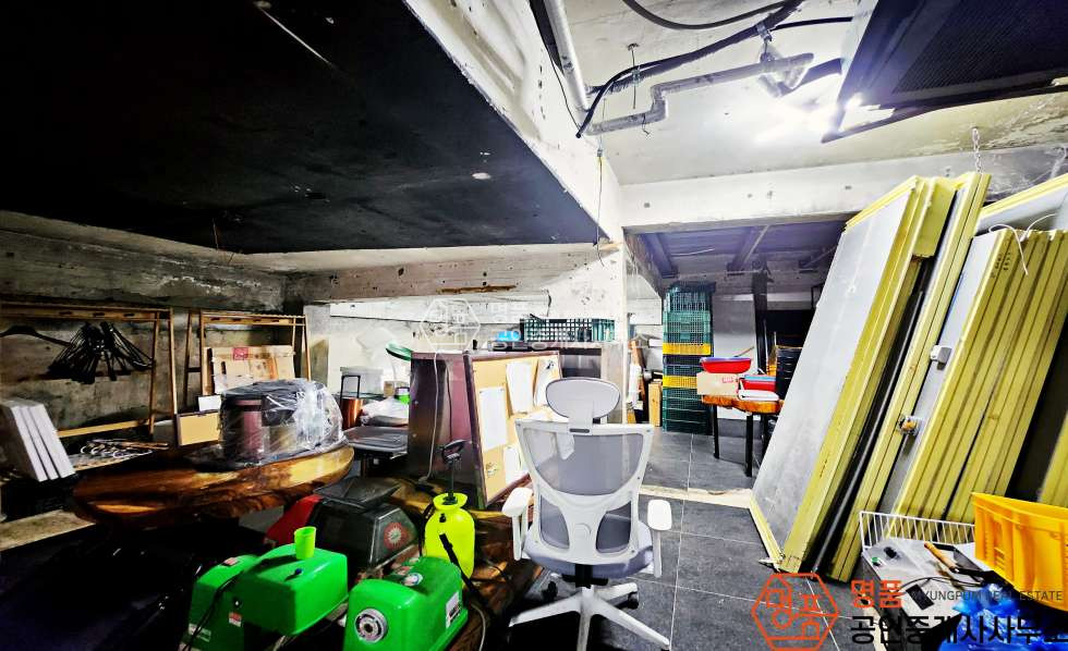 서울 강남구 논현동 2동 38P 음식점 l 논현역 l 주차 편리 l 1층전면노출 월세 매물번호 10373 사진 10