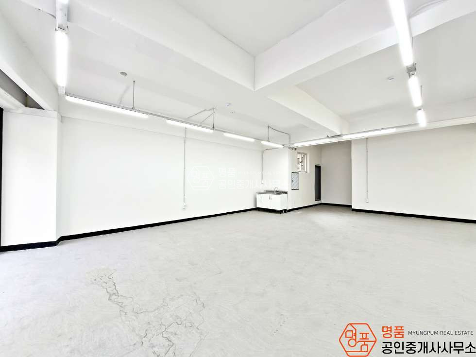 서울 강남구 대치동 27P 상가 I 대치메인상권 I 1층노출최상 I 무권리 월세 매물번호 10486 사진 6