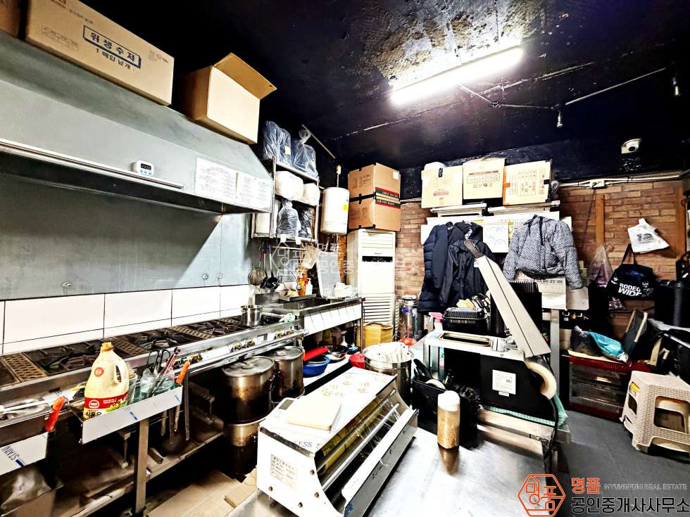 서울 강남구 논현동 9P 배달전문점 I 논현역 I 1층상가 I 가성비상가 월세 매물번호 10093 사진 3