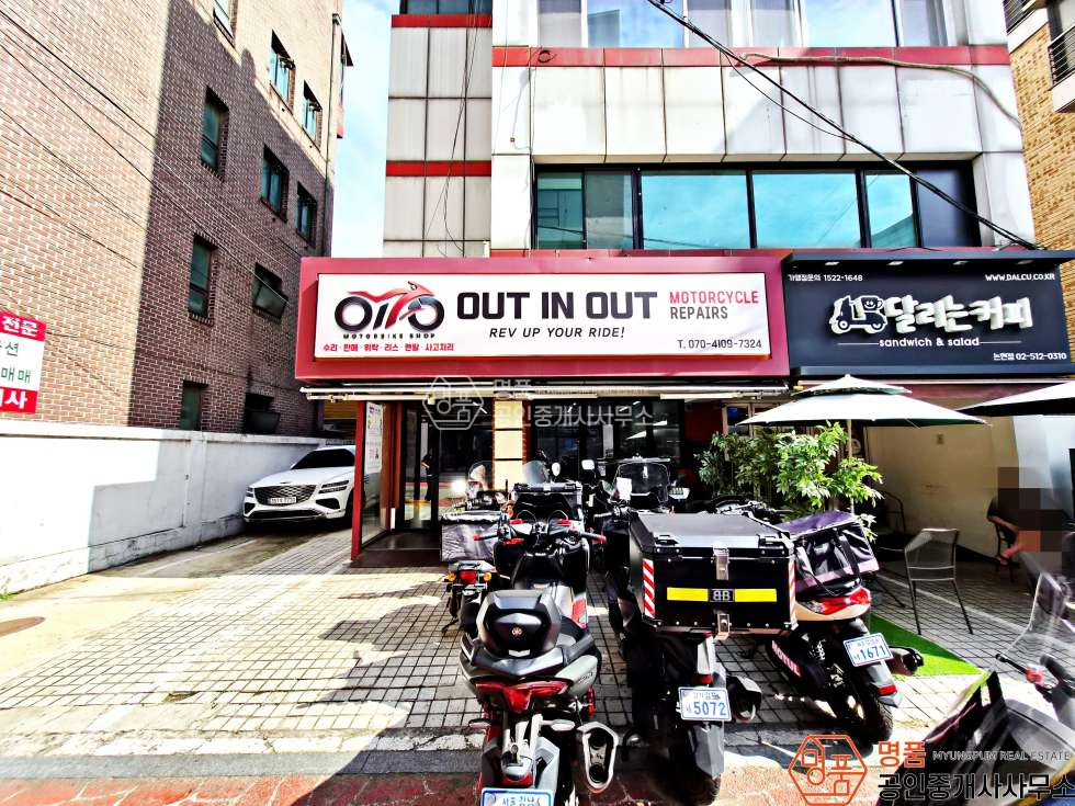 서울 강남구 논현동 15P 상가 I 논현초블럭 I 노출성 좋은 I 1층상가 월세 매물번호 10163 사진 1