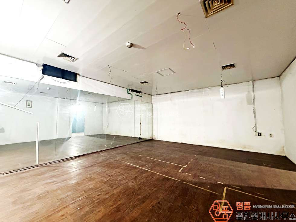 서울 강남구 논현동 20P 지하상가 I 신논현역세 I 무권리 I 가성비 월세 매물번호 10233 사진 2