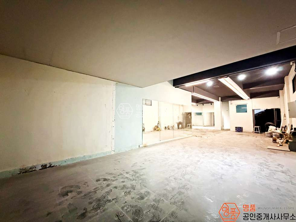 서울 강남구 논현동 37P 상가 I 학동역인근 I 기둥없는 I 무권리 I 지하상가 월세 매물번호 10253 사진 7