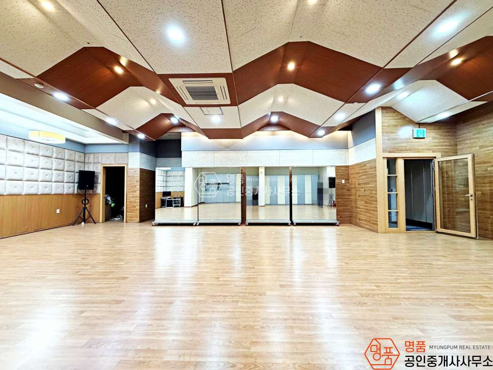 서울 강남구 논현동 66P공연연습실 I 학동역인근 I 내외관깔끔 I 무권리 I 가성비상가 월세 매물번호 10254 사진 3