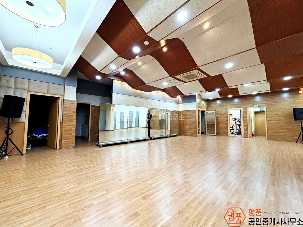 서울 강남구 논현동 66P공연연습실 I 학동역인근 I 내외관깔끔 I 무권리 I 가성비상가 월세 매물번호 10254 사진 4