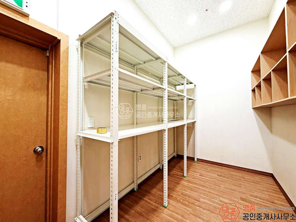 서울 강남구 논현동 66P공연연습실 I 학동역인근 I 내외관깔끔 I 무권리 I 가성비상가 월세 매물번호 10254 사진 11