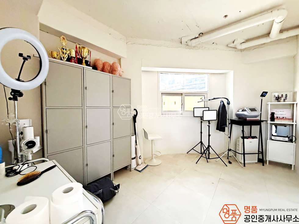 서울 강남구 논현동 논현초인근 I 신논현역세 I 내부깔끔 I 가성비 I 상가사무실 월세 매물번호 10299 사진 11