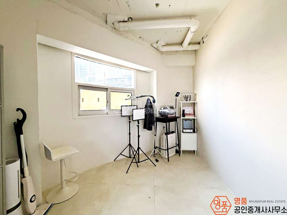 서울 강남구 논현동 논현초인근 I 신논현역세 I 내부깔끔 I 가성비 I 상가사무실 월세 매물번호 10299 사진 12