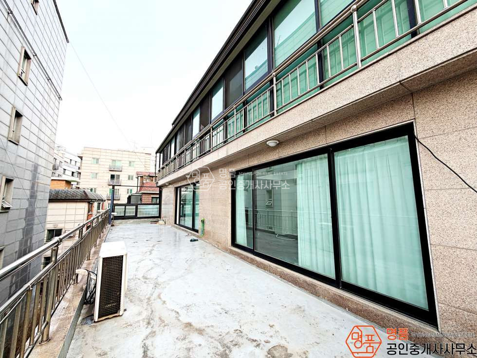 서울 강남구 논현동 25P 상가 I 논현초 I 테라스 I 엘베 有 I 무권리 월세 매물번호 10341 사진 11