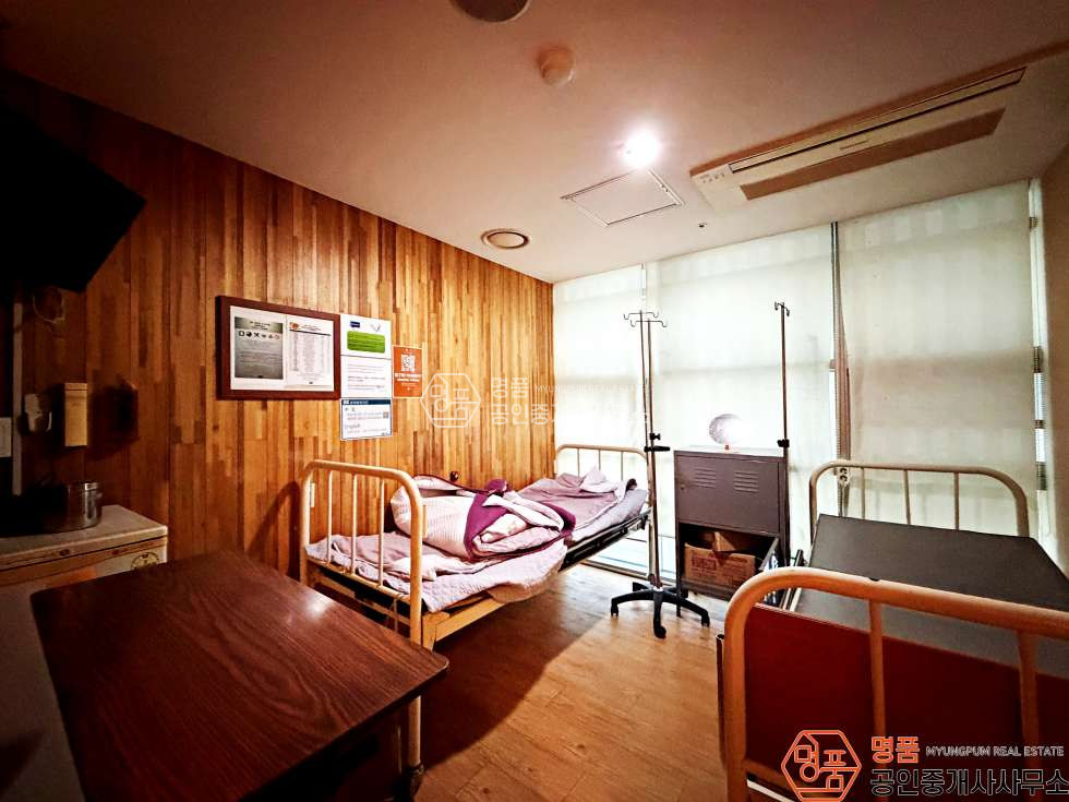 서울 강남구 논현동 35P 병의원 I 도산대로 I 대로변 I 신사초역세 I 메디컬빌딩 월세 매물번호 10041 사진 6