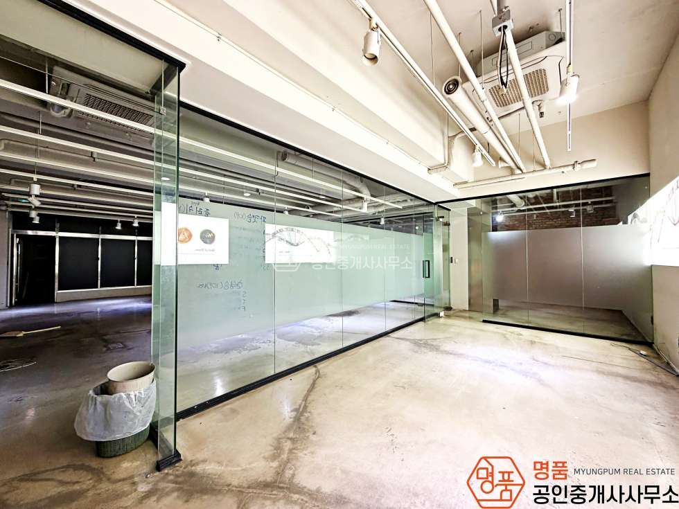 서울 강남구 역삼동 41P 지하상가 I 신논현역세 I 내부깔끔 I 단독출입구有 I 무권리 월세 매물번호 10383 사진 7