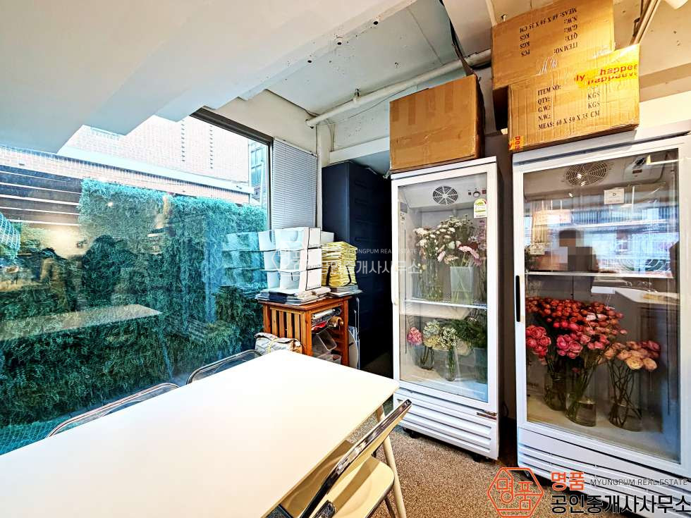 서울 강남구 논현동 18P 상가 I 논현초인근 I 인테리어 I 화이트톤 I 노출최상 1층 월세 매물번호 10407 사진 6