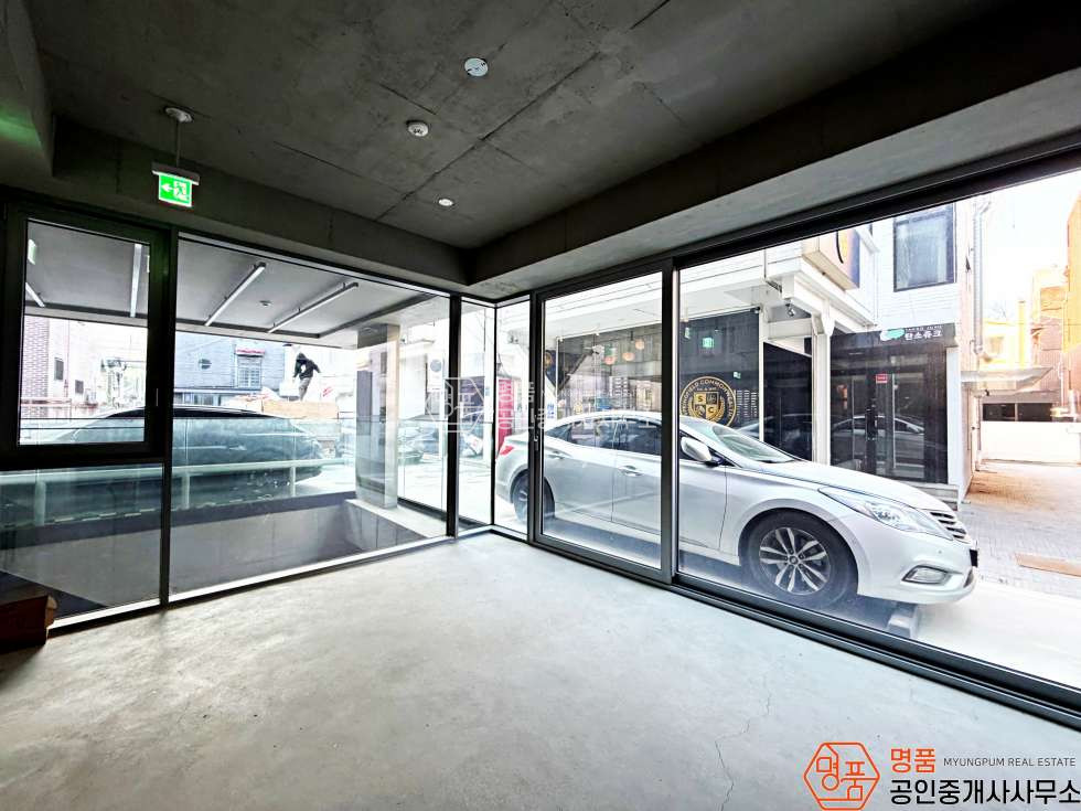 서울 강남구 신사동 12P 상가 I 가로수길인근 I 무권리 I 신축첫입주 I 공실상가 월세 매물번호 10626 사진 5