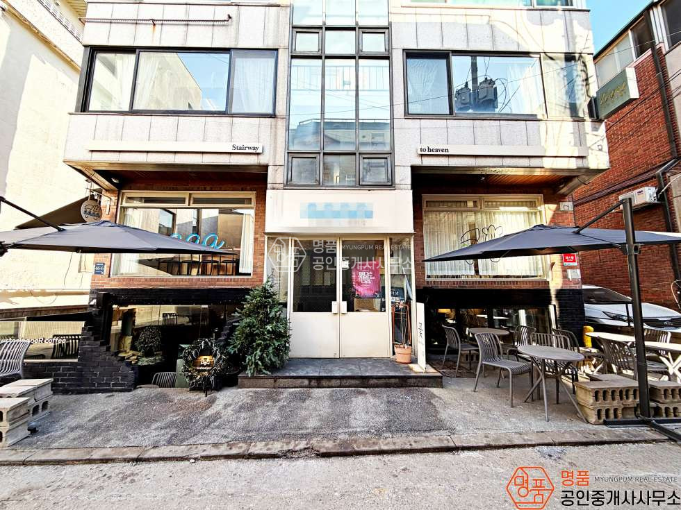 서울 강남구 신사동 23P 상가 I 세로수길 I 전면노출 I 다용도점포 I 1층상가 월세 매물번호 10628 사진 1