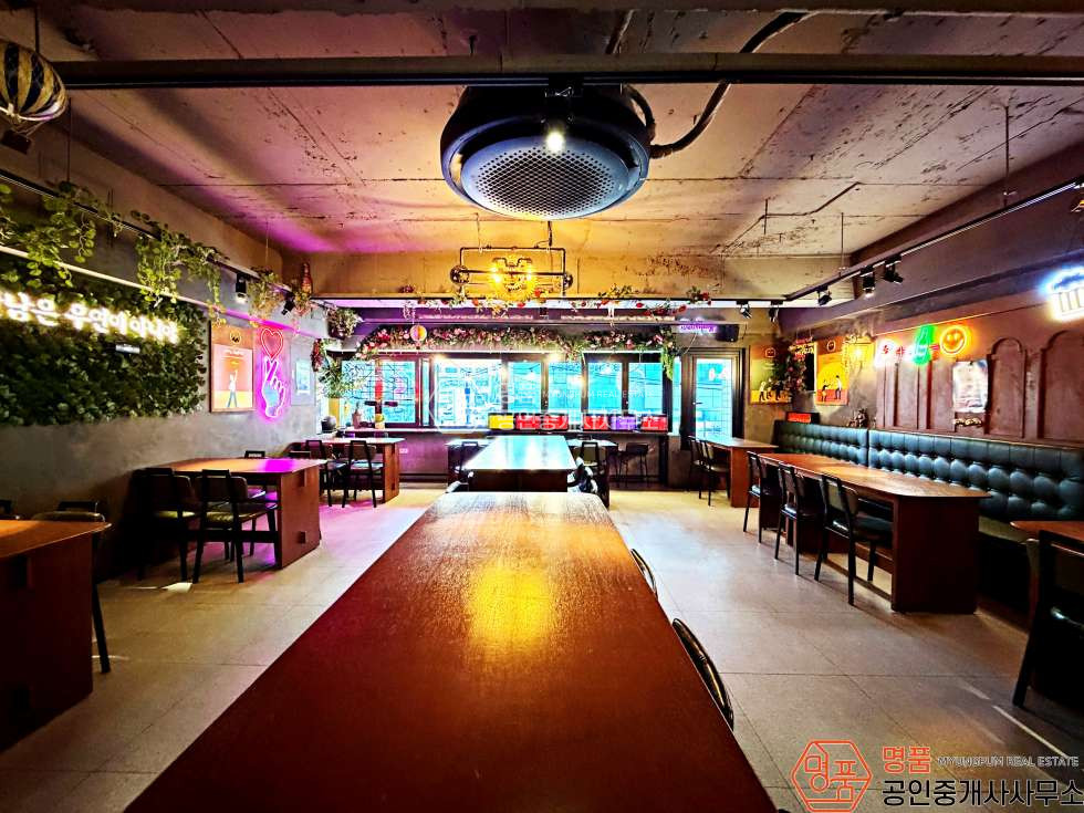 서울 강남구 신사동 38P 포차 I 신사초역세 I 메인상권 I 가시성좋은2층 I 다용도점포 월세 매물번호 10641 사진 1