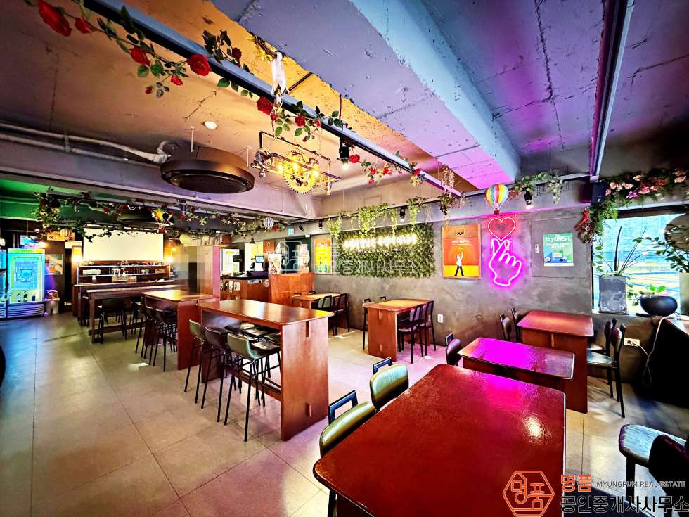 서울 강남구 신사동 38P 포차 I 신사초역세 I 메인상권 I 가시성좋은2층 I 다용도점포 월세 매물번호 10641 사진 4