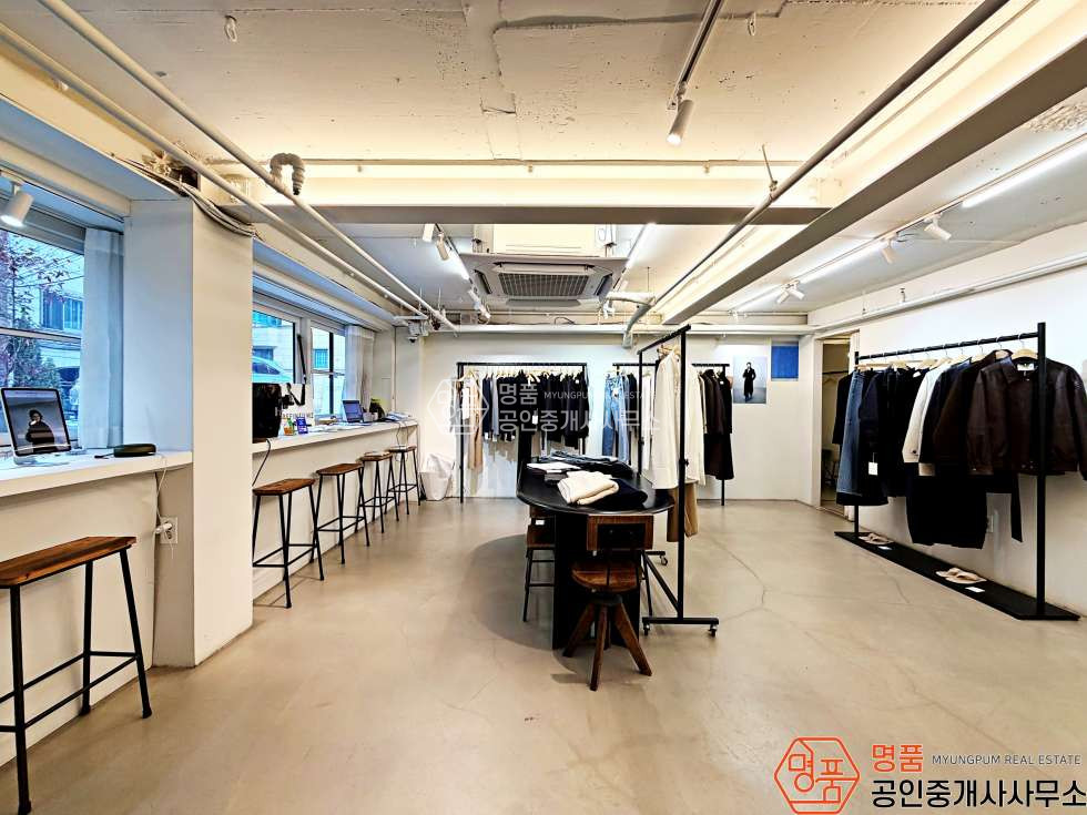 서울 강남구 신사동 사진有 I 30P 상가 I 신구초인근 I 주차가능 I 연층임대가능 월세 매물번호 10662 사진 2