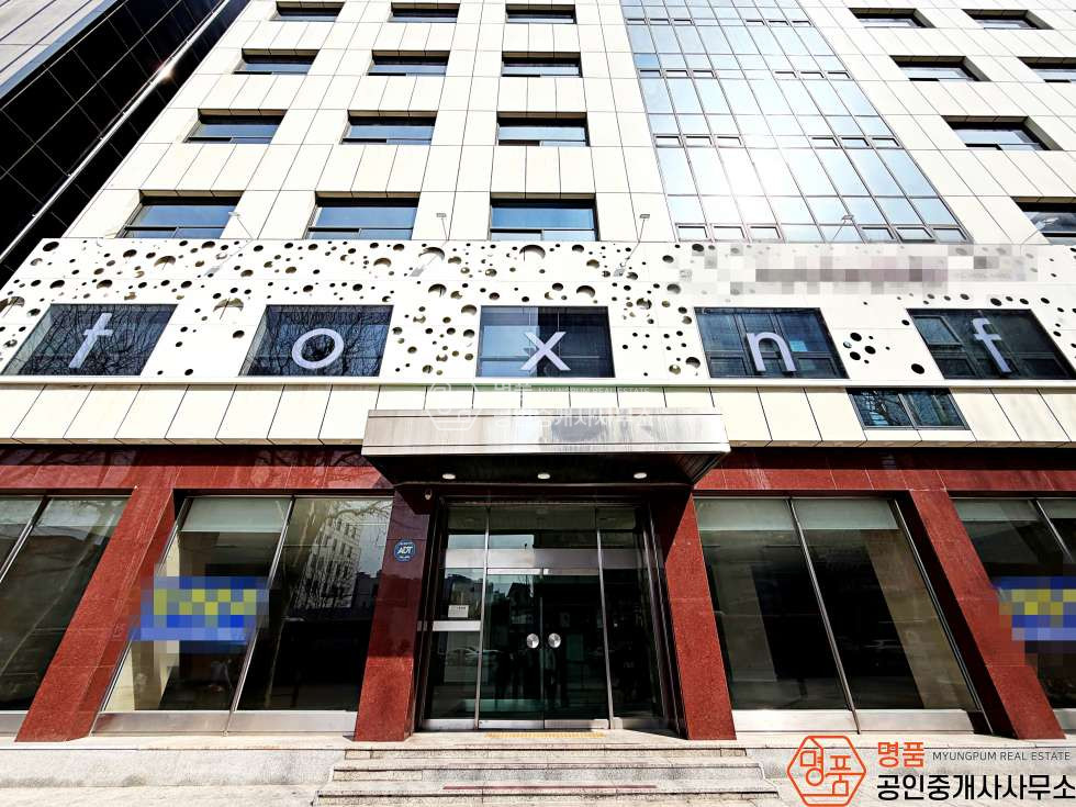 서울 강남구 논현동 112P 대형평수 I 신논현초역세 I 대로변 I 1층상가 월세 매물번호 10677 사진 1