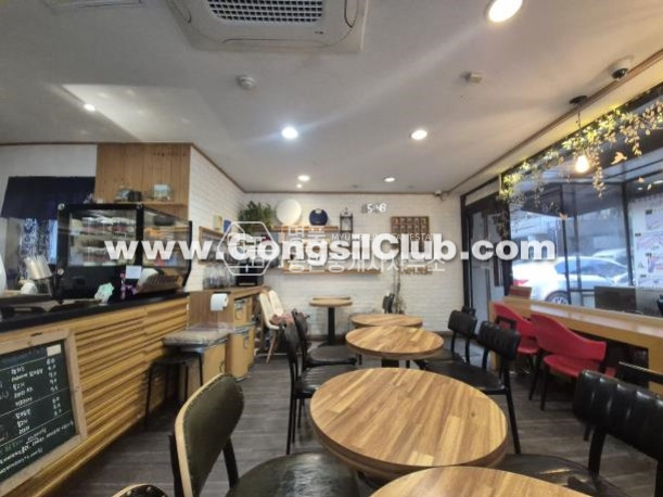 서울 강남구 논현동 13P 카페 I 논현역 도보 1분 I 이면도로 I 초역세권 월세 매물번호 10952 사진 5