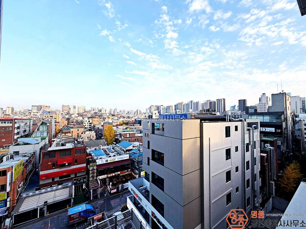 서울 강남구 논현동 주건축물제1동 90P 병의원 I 강남대로 I 대로변 I 높은층고 I 내외부깔끔 월세 매물번호 10030 사진 9