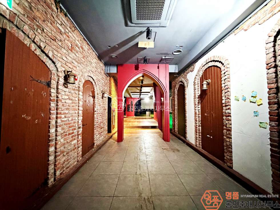 서울 강남구 논현동 120평 상가ㅣ대로변 사거리ㅣ초역세권ㅣ권리 협의 월세 매물번호 10055 사진 5