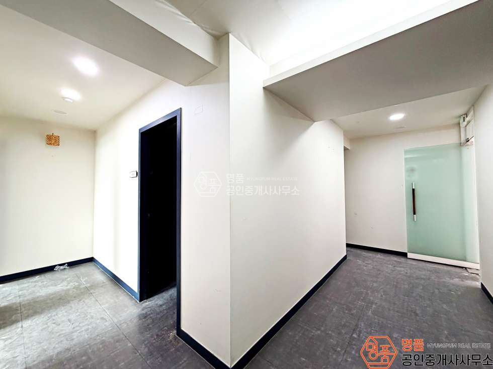 서울 강남구 신사동 2개동 78P 병의원 | 신사역세 | 강남대로 | 대로변 월세 매물번호 10046 사진 27
