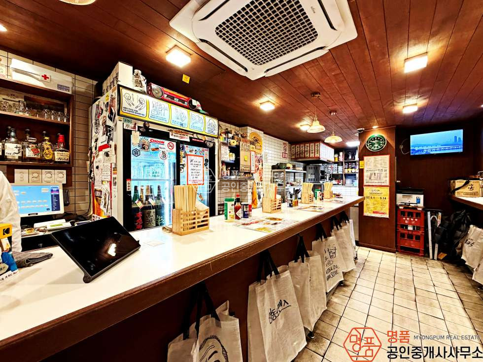 서울 강남구 논현동 10P 상가 I 논현메인 I 먹자복합상권 I 유동인구多 I 1층상가 월세 매물번호 10095 사진 4