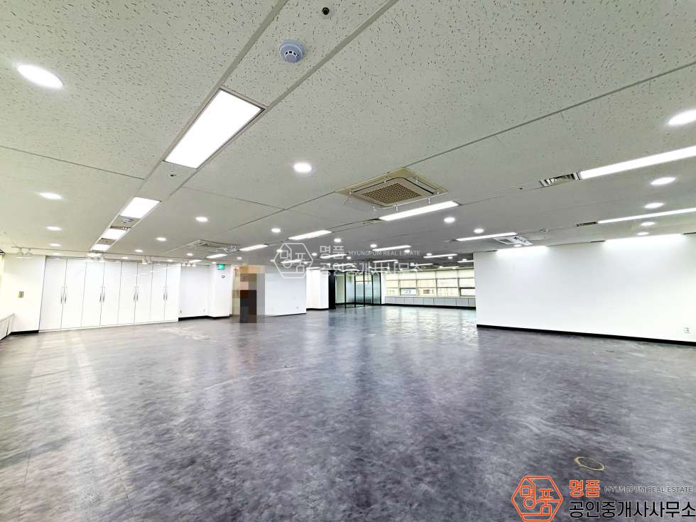 서울 서초구 서초동 96P 병의원 l 강남대로 l 대로변 l 강남초역세 l 접근성최상 월세 매물번호 10099 사진 5