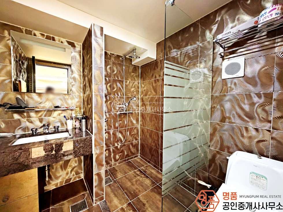 서울 서초구 잠원동 70P 병의원 l 신사역세 l 대로변 l 높은층고 l 탑층임대 월세 매물번호 10111 사진 19