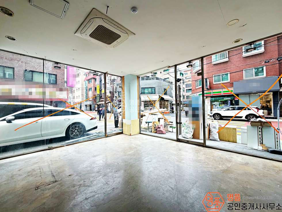 서울 강남구 논현동 10P 상가 I 논현역 I 1층 코너 I 노출효과최상 월세 매물번호 10172 사진 5