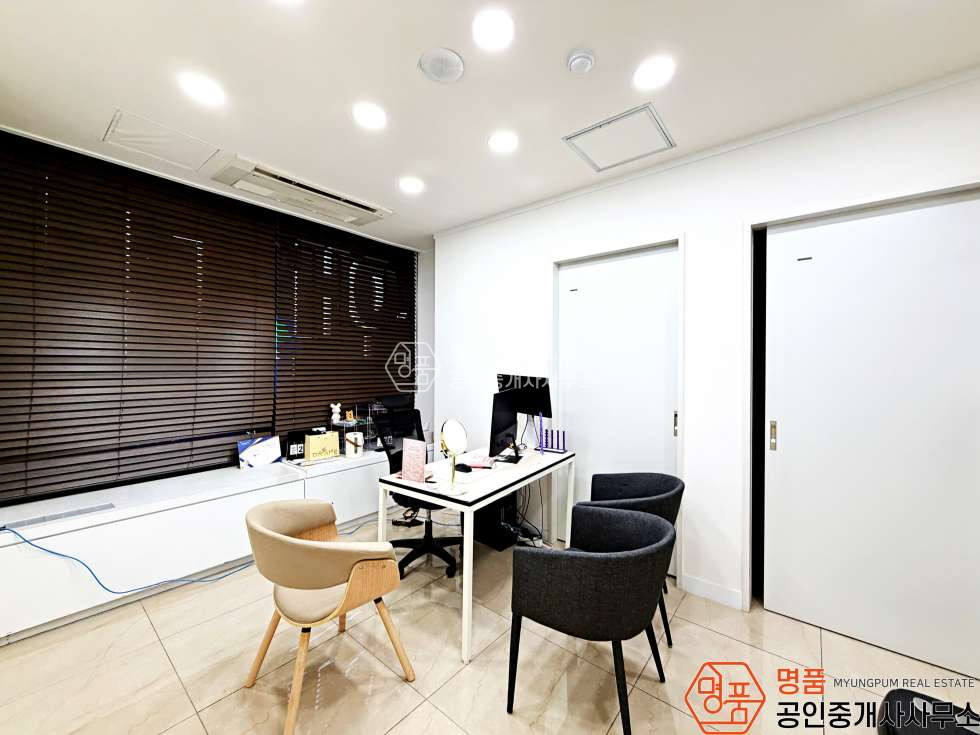 서울 서초구 서초동 148P 병의원 I 신논현초역세 I 강남대로변 I 위치최상급 I 병의원매물 월세 매물번호 10389 사진 5