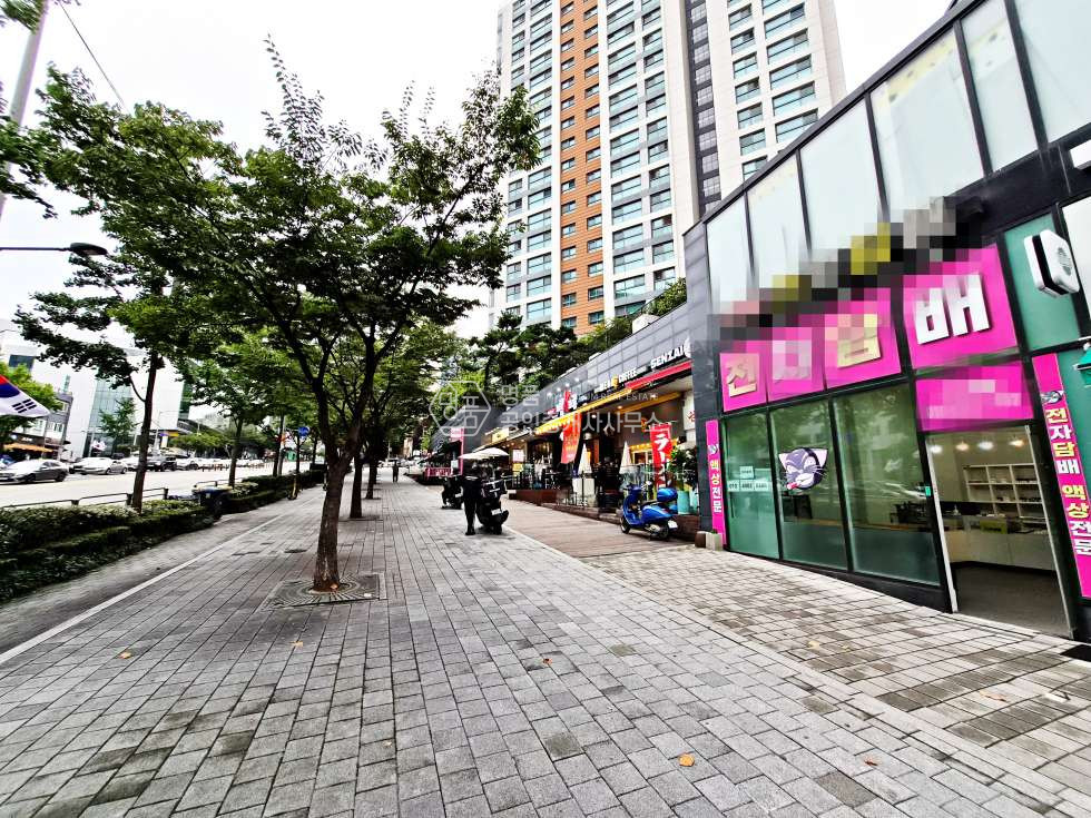 서울 강남구 논현동 근린생활시설동 15P 상가 I 선정릉초역세 I 외관상1층 I 높은층고 월세 매물번호 10492 사진 14
