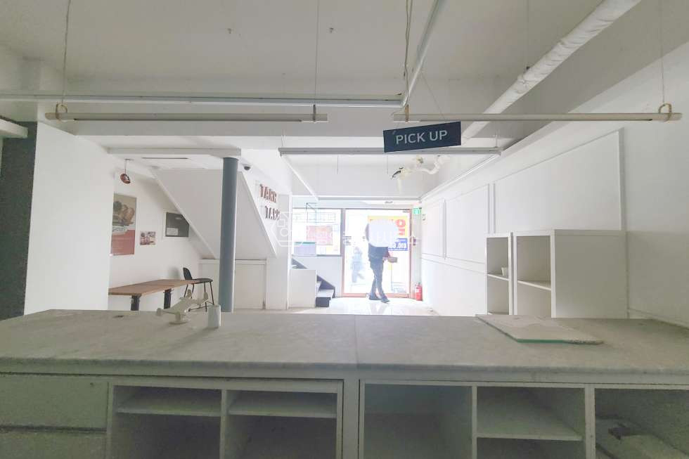 서울 강남구 역삼동 40P 복층상가 I 신논현역세 I 내부계단有 I 무권리 월세 매물번호 10495 사진 4